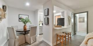 1900 Rosemont Gallery 1