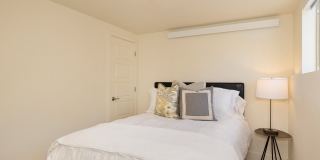 Ballard Seattle 3 Bedroom Apartment for Rent | In-Unit Laundry, Pet Friendly, Parking Available & Walkable Location Near Golden Gardens + Get 14 Days FREE Rent on Your New Home! Gallery 16