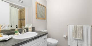 The Vantage Apartments Gallery 11