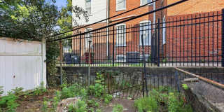 529 N CLAYTON Street Gallery 15