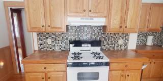 Charming Roslindale 2 Bd 1 Bath w Garage and Green Space Gallery 15