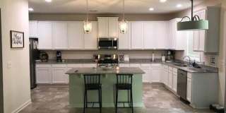 4Bed/2.5Bath 2729 sq ft home located in Burnside Farms Gallery 5