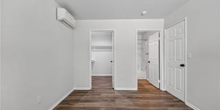 8211 Quartz Avenue Gallery 21