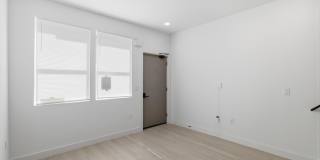 1011 W ORLEANS Street Gallery 2