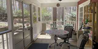 130 SPRINGWOOD Drive unit: Rental Unit Gallery 17