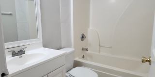 3 Bedroom 2 Bath Duplex Gallery 10