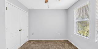 4/3/2 HOME IN EDINA GARDEN OF EDEN Gallery 49