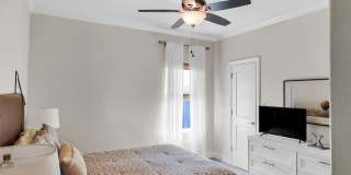 8345 Ridge Gallery 21