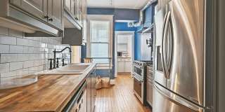 310 Taylor St NW Gallery 10