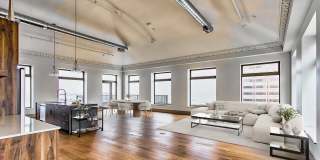 The Standard The Standard Gallery 4