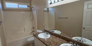 46263 Drymen Avenue Gallery 13