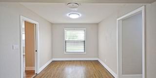 671 West Merriweather Street Gallery 54