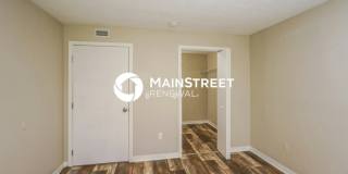 1439 Beech Street Gallery 8