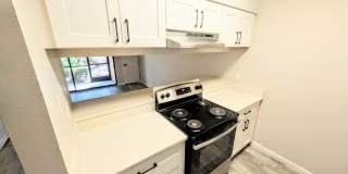Annual UNfurnished renovated 1/1 ground floor condo in The Meadows Gallery 5