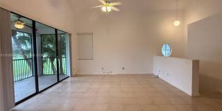 401 SW 158th Ter Gallery 4