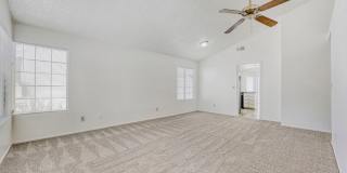Newly painted and new carpet! Gallery 6