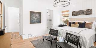 9001 Ventura Street Gallery 61