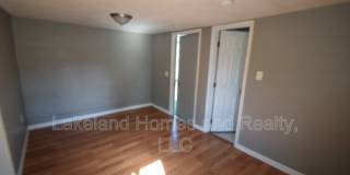 1060 1/2 East Wabash St Gallery 5