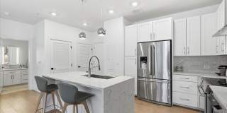 1411 KEY BLVD #206 Gallery 9