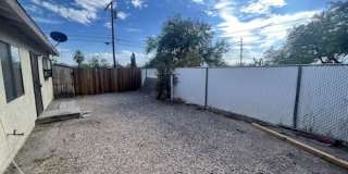 826 East Waverly Street Gallery 16