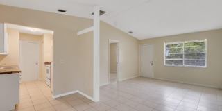 205 SW Voltair Terrace Gallery 13