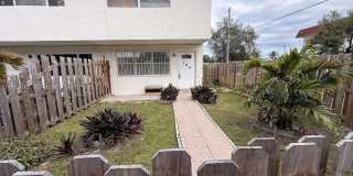 1520 NE 151st St Gallery 1