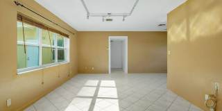 2207 NE 33rd Avenue Gallery 5