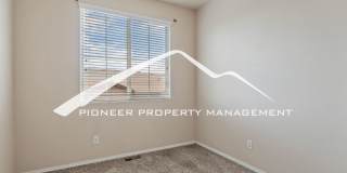 Low-Maintenance Living with Mountain Views! 3BR Townhome, 2-Car Garage & A/C Gallery 26