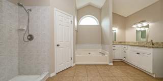4140 Spring Way Circle Gallery 11