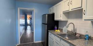 539 GOLD Street Gallery 8