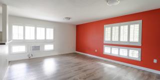 Rarely Available !  Beautiful 3-Bedroom Corner Unit – Pet Friendly & Spacious! Gallery 8