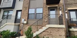 6730 Belcrest Rd Gallery 1