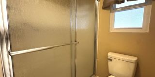 Beautiful 4 Bedroom 2 Bathroom Singe Story House!! Gallery 12