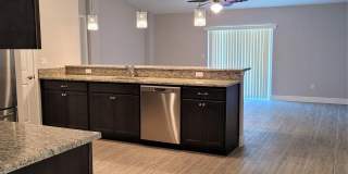 459 SW Paar Drive Gallery 5