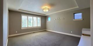 Elegant South Cooper Mountain Home with 4 Bedrooms, Bonus Room, Main-Level Suite & Designer Finishes Gallery 34