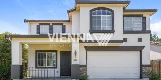 493 Silverhorn Drive 493 Silverhorn Drive Gallery 1