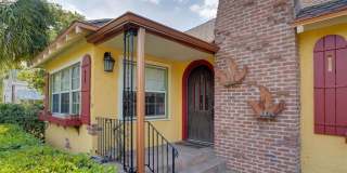 2390 SHERIDAN Road Gallery 6