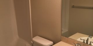 Three Bedrooms Plus Loft! Centrally located! Gallery 19