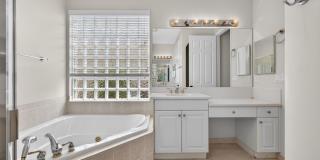 2237 SW Newport Isles Boulevard Gallery 36