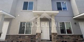 664 Saturn Ave Gallery 1