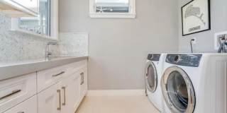 710 E Avenue Gallery 56