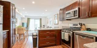 1926 BAINBRIDGE Street Gallery 7