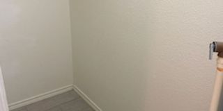 La Place Avenue H Gallery 39