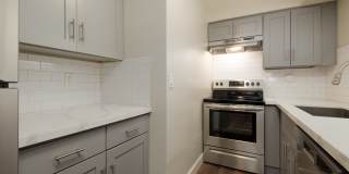 925 Sw Holden St Gallery 1