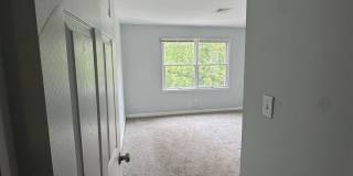325 OHIO Ave Gallery 15