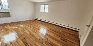 55 Holiday Park Drive Gallery 7