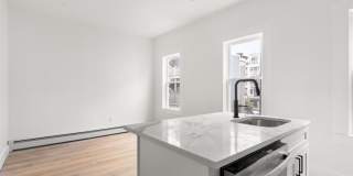 467 East 3rd St. Gallery 7