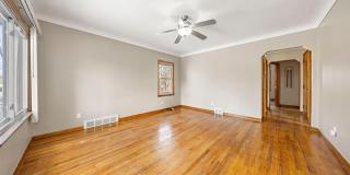 23250 FIRWOOD Avenue Gallery 3