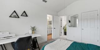 7990 BAYMEADOWS Road unit: 1801 Gallery 28