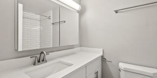 1443 Monroe Gallery 12